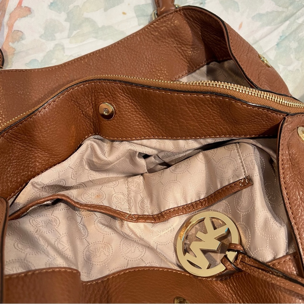 Michael Kors Bedford Luggage Brown Large Satchel Purse - Picture 2 of 5